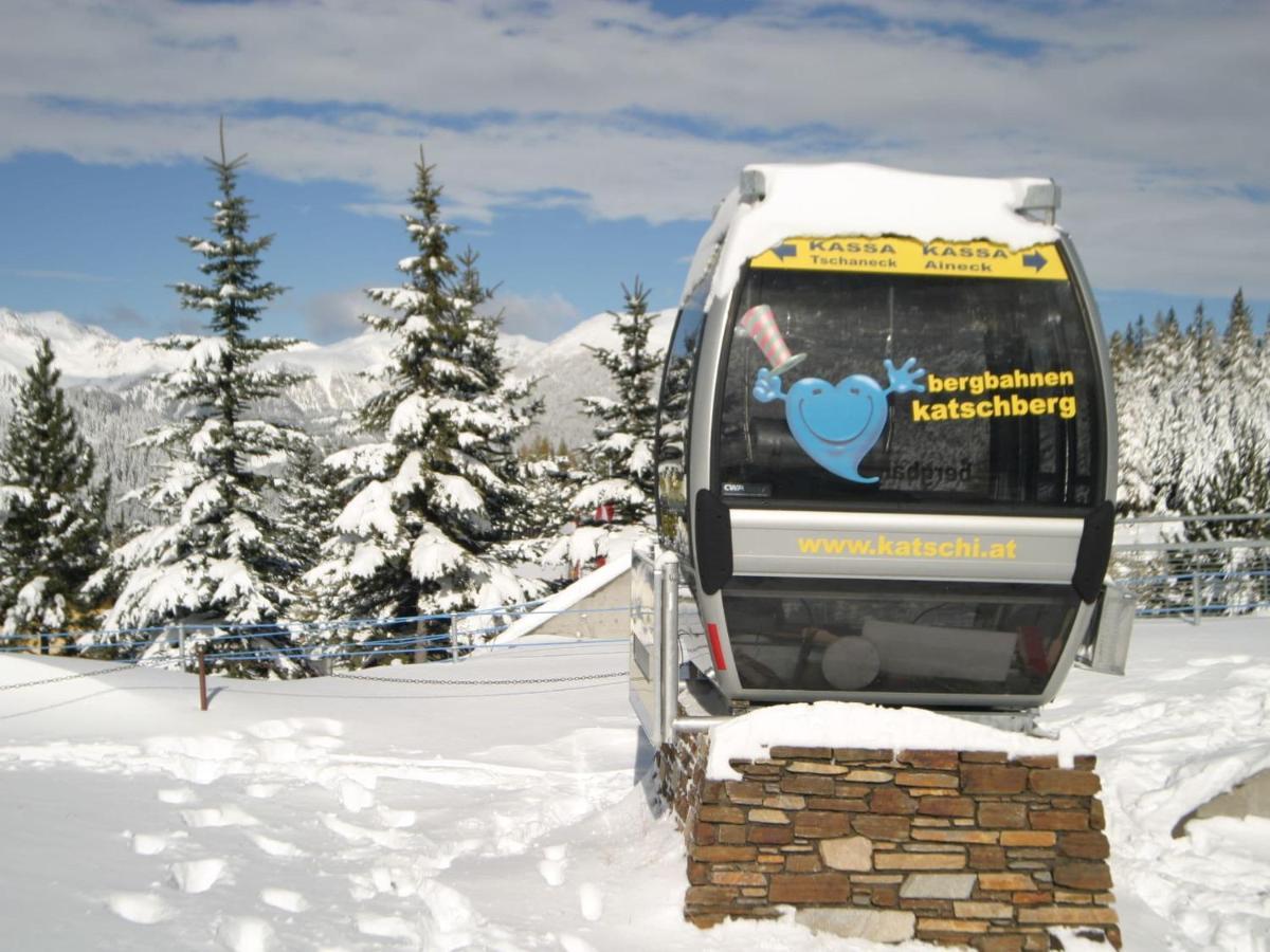 Apartment Near The Ski Area Санкт Михаел им Лунгау Екстериор снимка